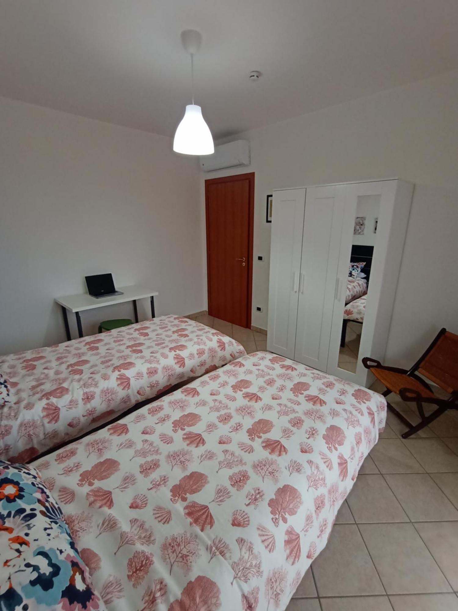 Degli Angioini Holiday Home Caulonia Marina Esterno foto